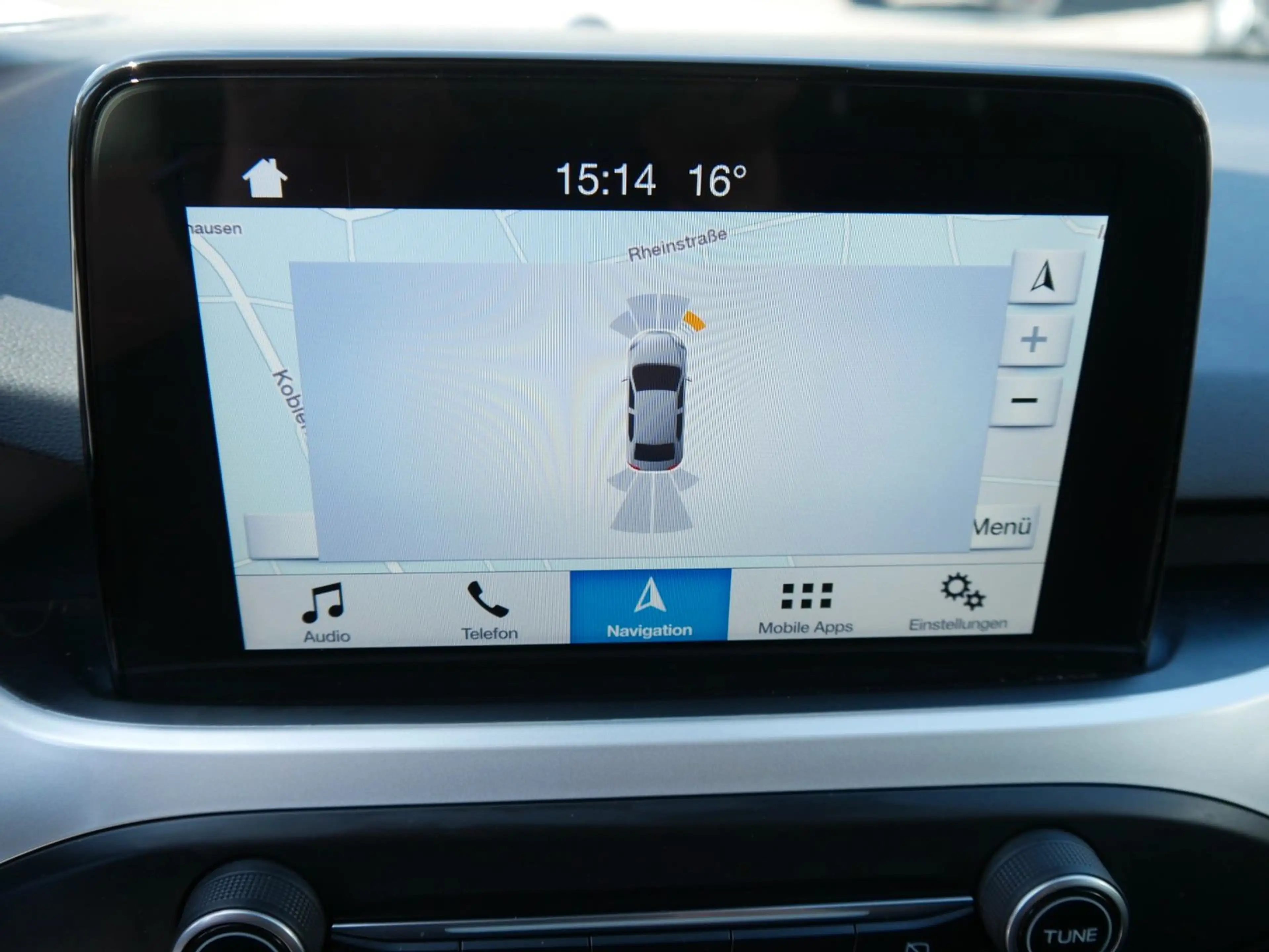 Ford Focus Cool & Connect 5-türig + Winter + Navi — photo 8