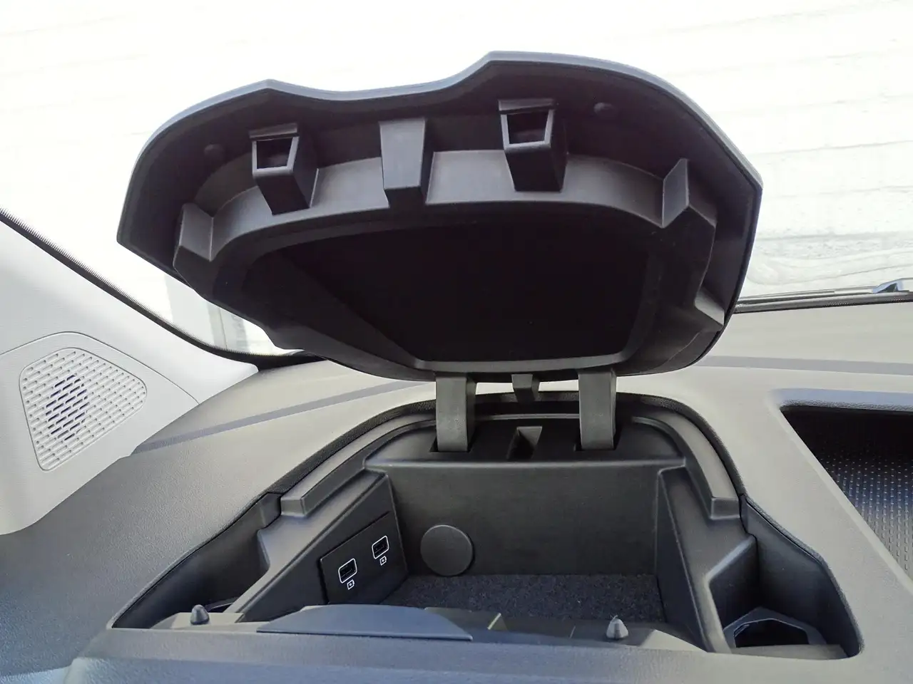 Renault Kangoo 2026 — фото 18