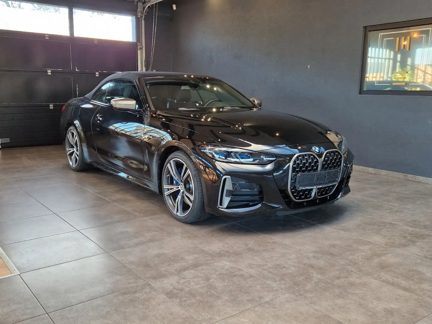 BMW M440i Cabrio xDrive*AHK*H&K Sound*Kamera* Noir - 1