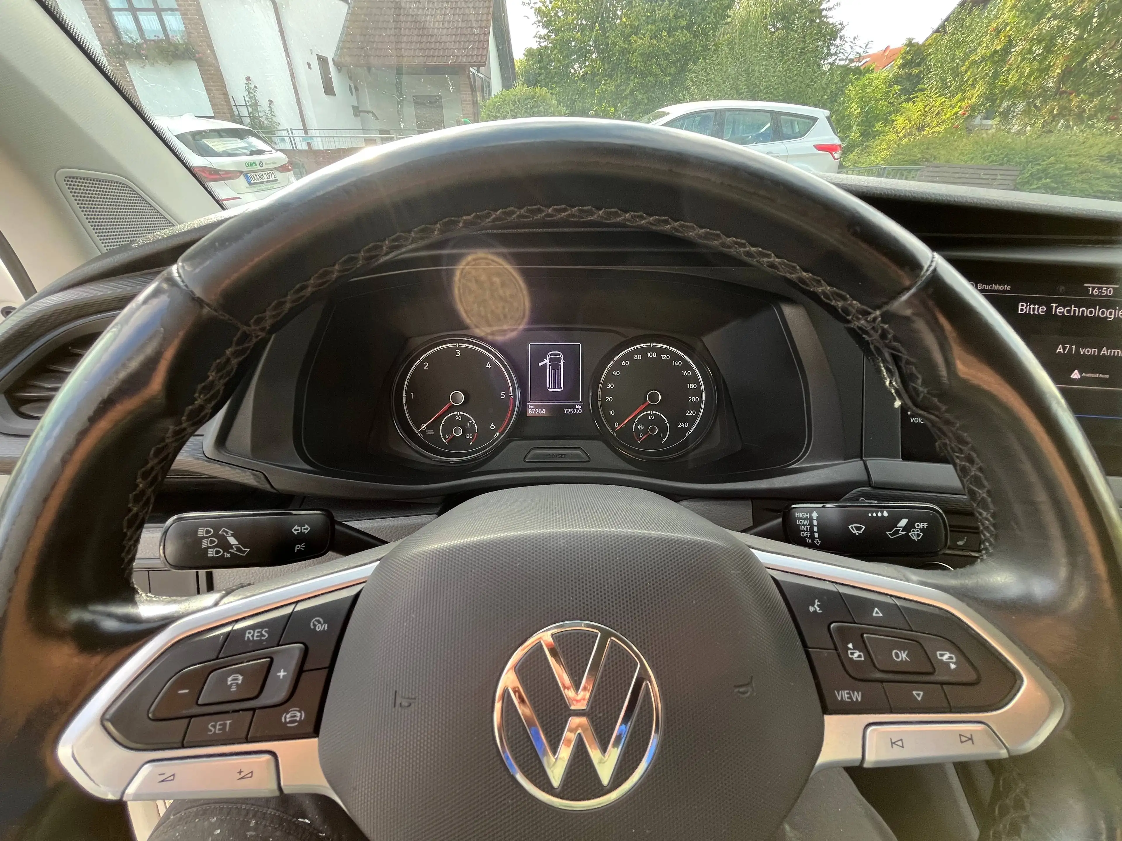 Volkswagen T6.1 Transporter Lang 150Ps Klima LED Navi SH VW-Scheckheft 87Tkm MwSt — photo 15