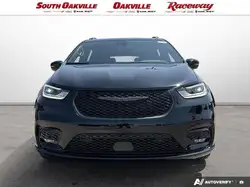 Chrysler Pacifica 2026