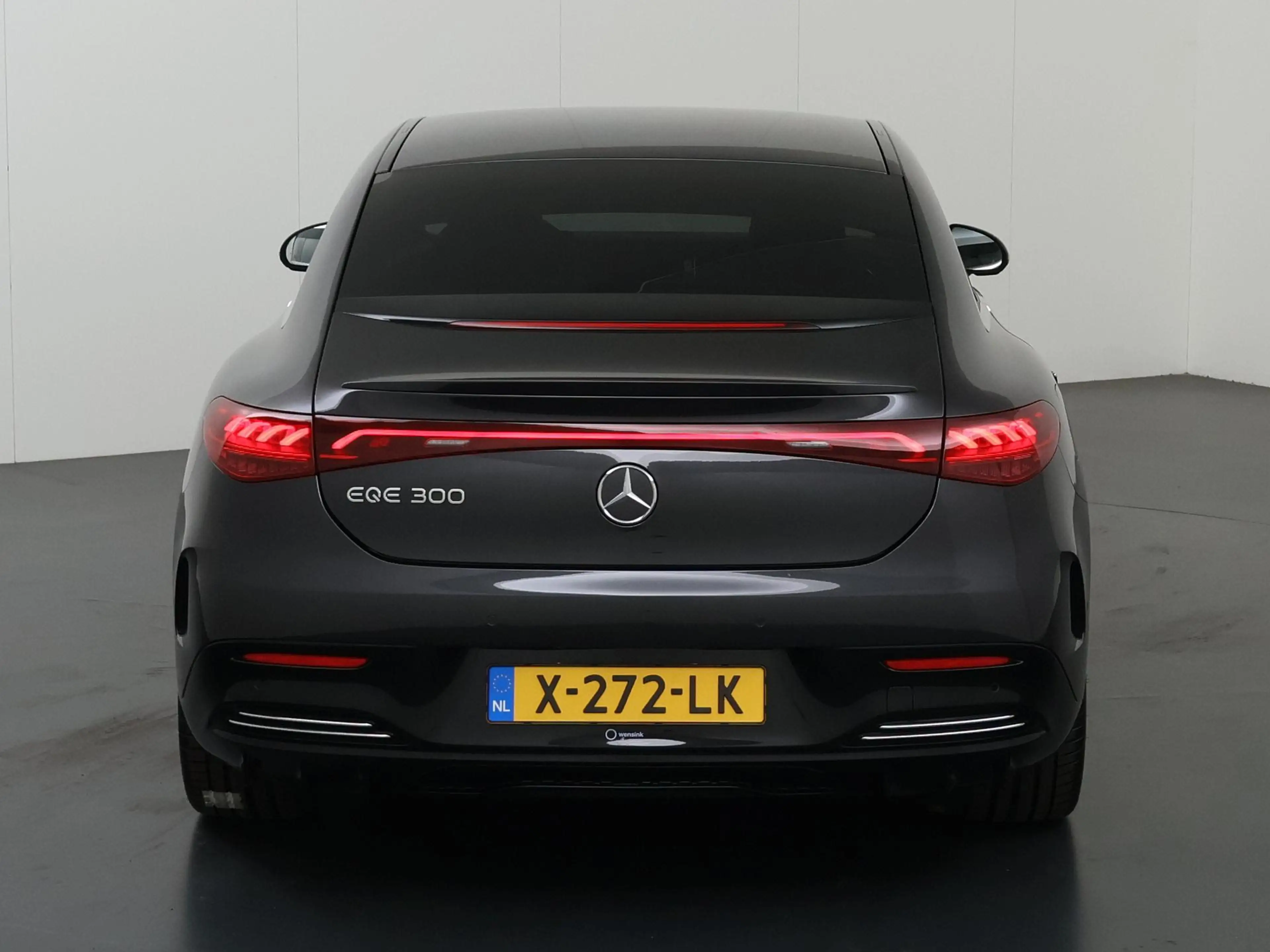 Mercedes-Benz EQE 300 AMG Line 89 kWh | Draadloos laden telefonie | Appl — photo 4