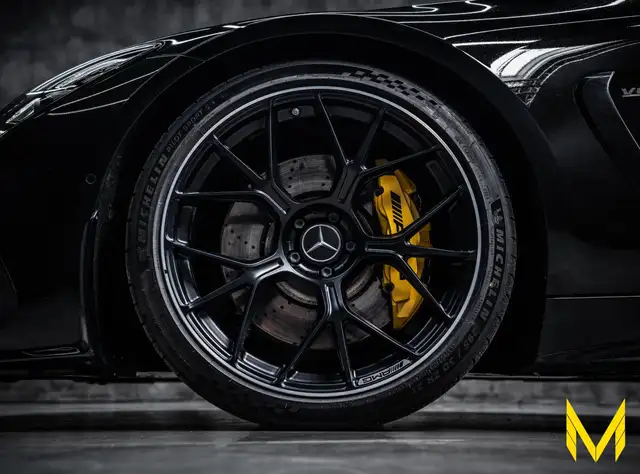 Mercedes-Benz Amg GT view 11
