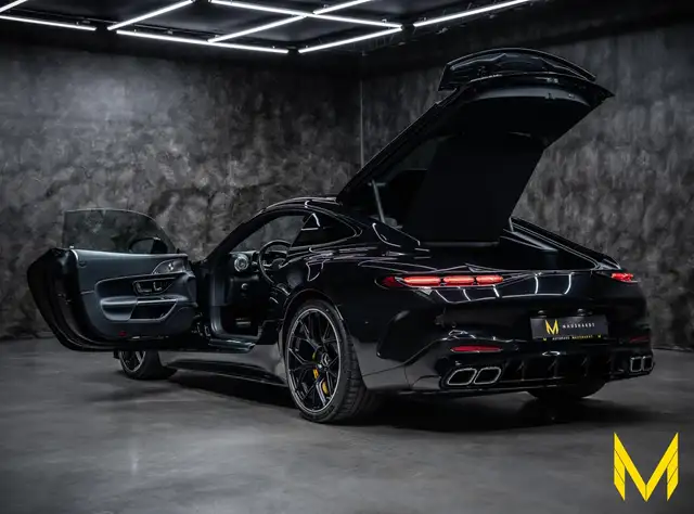 Mercedes-Benz Amg GT view 8