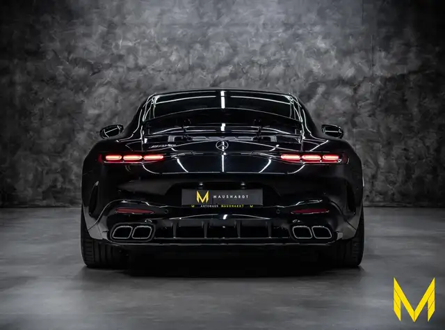 Mercedes-Benz Amg GT view 5
