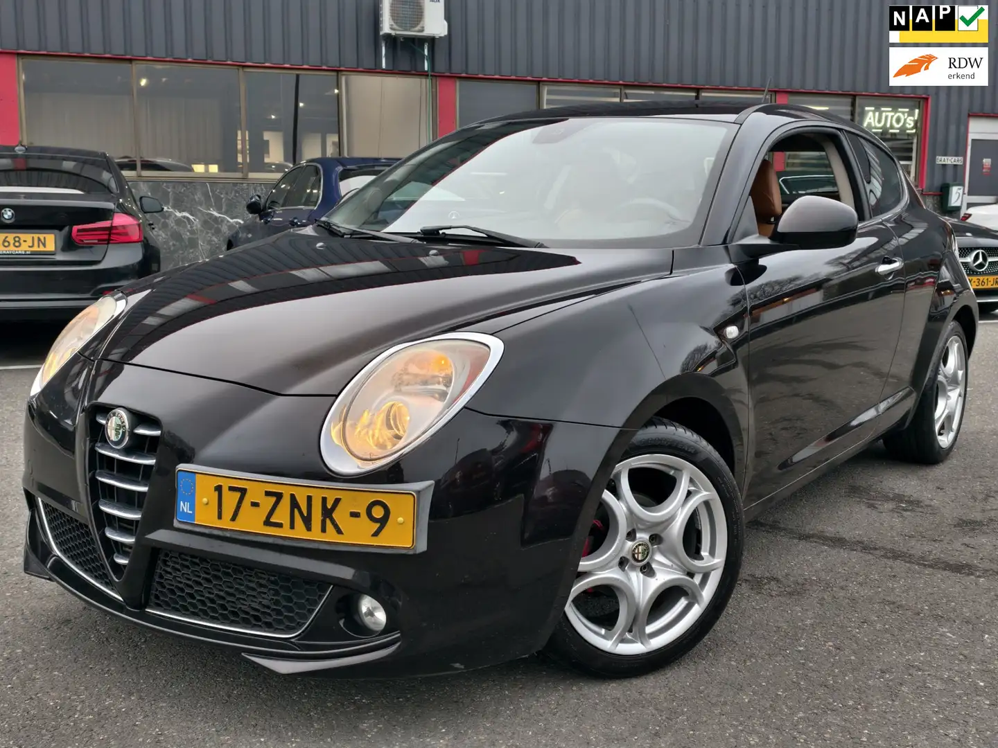 Alfa Romeo MiTo 0.9 TwinAir Distinctive / NAP / LEER / NETTE AUTO Schwarz - 1