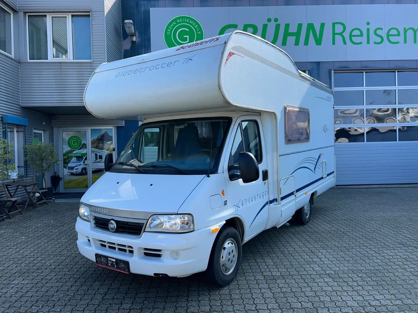 Dethleffs Advantage /TV+SAT /6 Schlaf-und Sitzplätze Weiß - 1