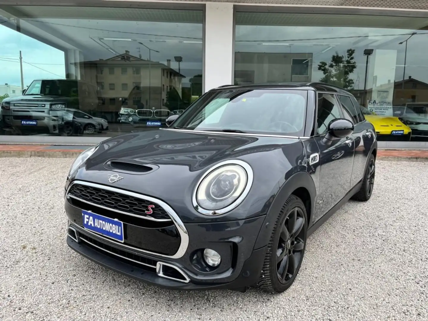 MINI Cooper SD Clubman 2.0 Hype ALL4 Automatica JCW Grigio - 2