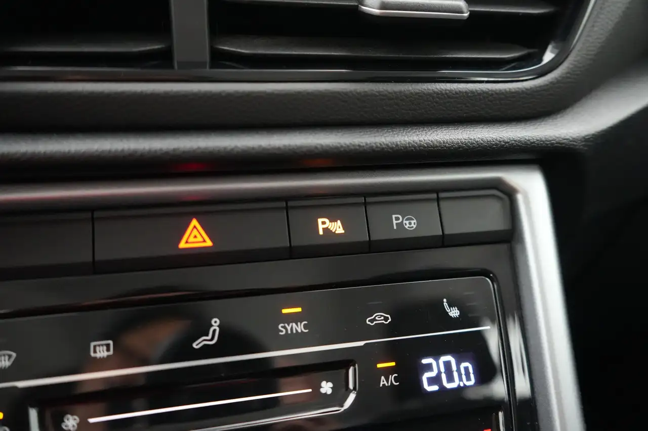Volkswagen T-Roc 1.5 TSI DSG Life Business LED GPS PDC CAM Carplay, миниатюра 25