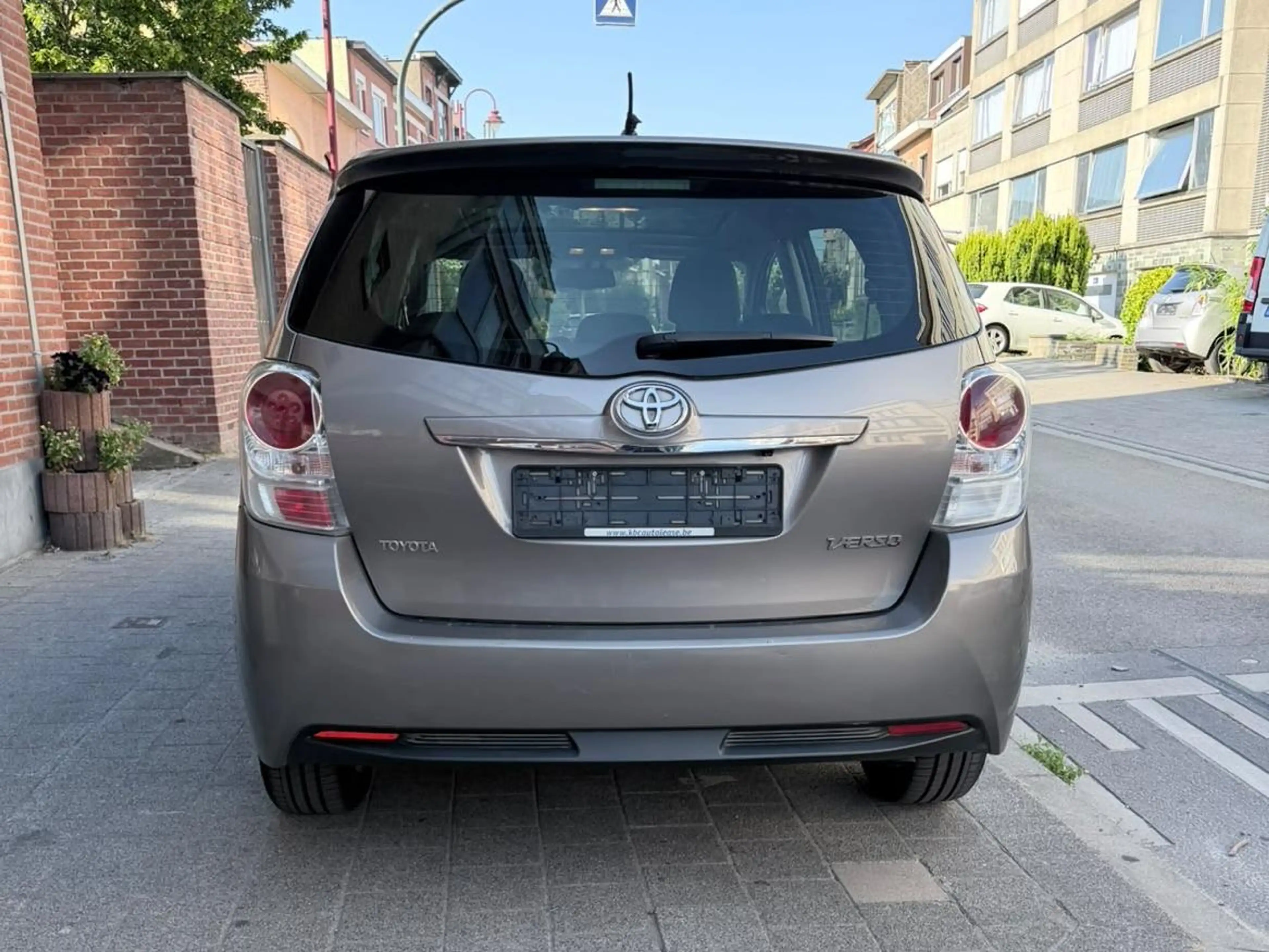 Toyota Verso Verso 1.6 D-4D Premium 7pl. — photo 3