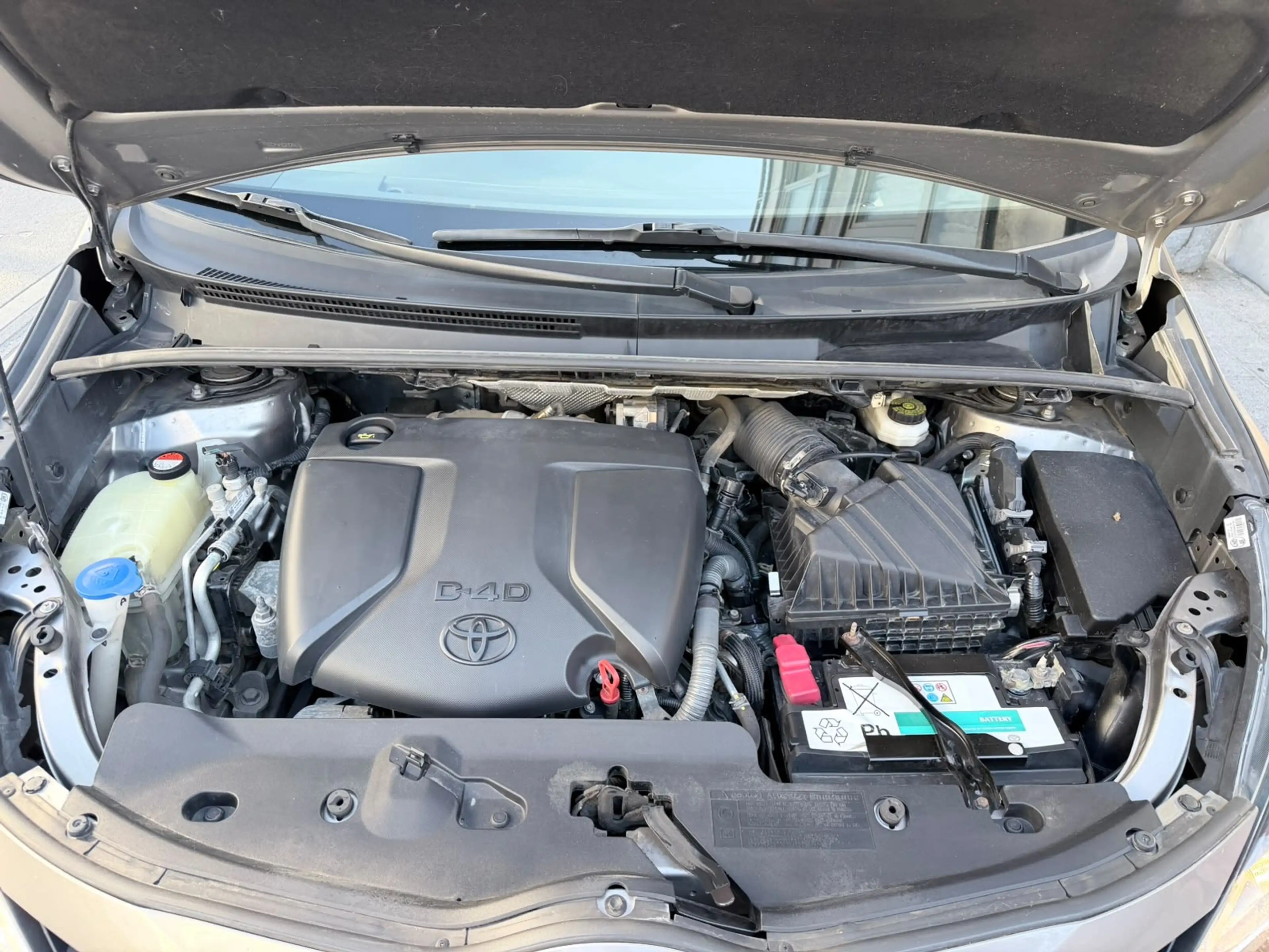 Toyota Verso Verso 1.6 D-4D Premium 7pl. — photo 11