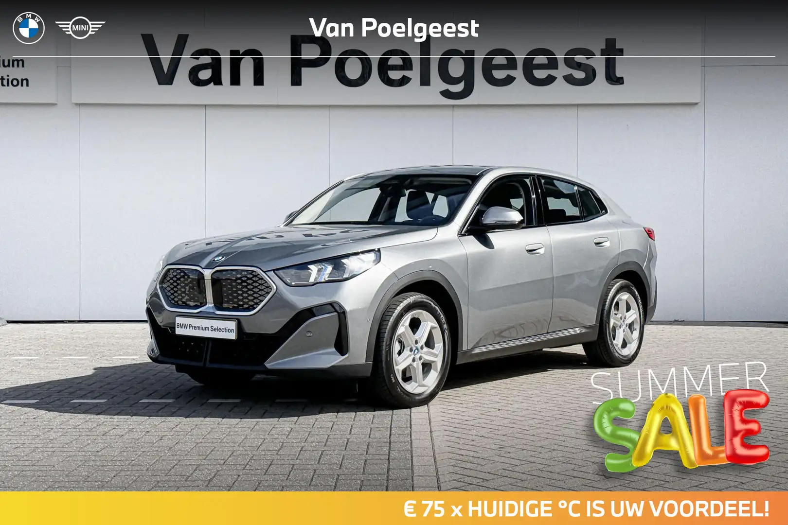 BMW iX2 eDrive20 67 kWh | Summer Sale 75 Grijs - 1
