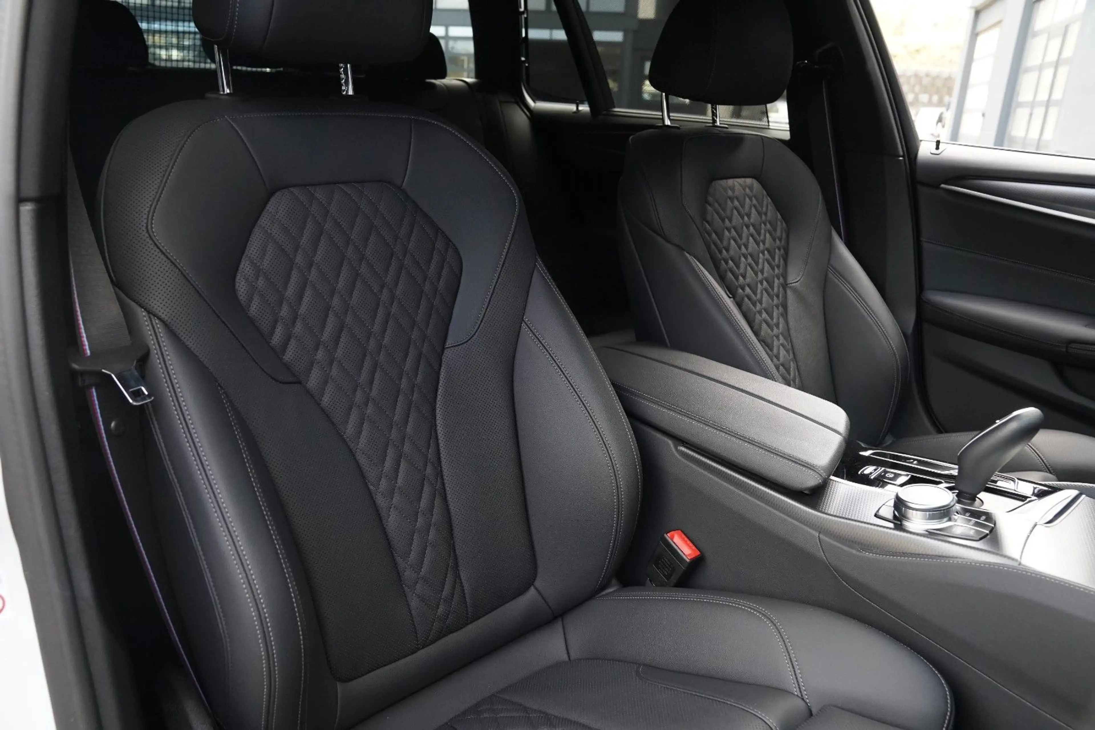 BMW 520 d M Sport Pro LC Prof-ad.LED-LederACC-Kamera — photo 15