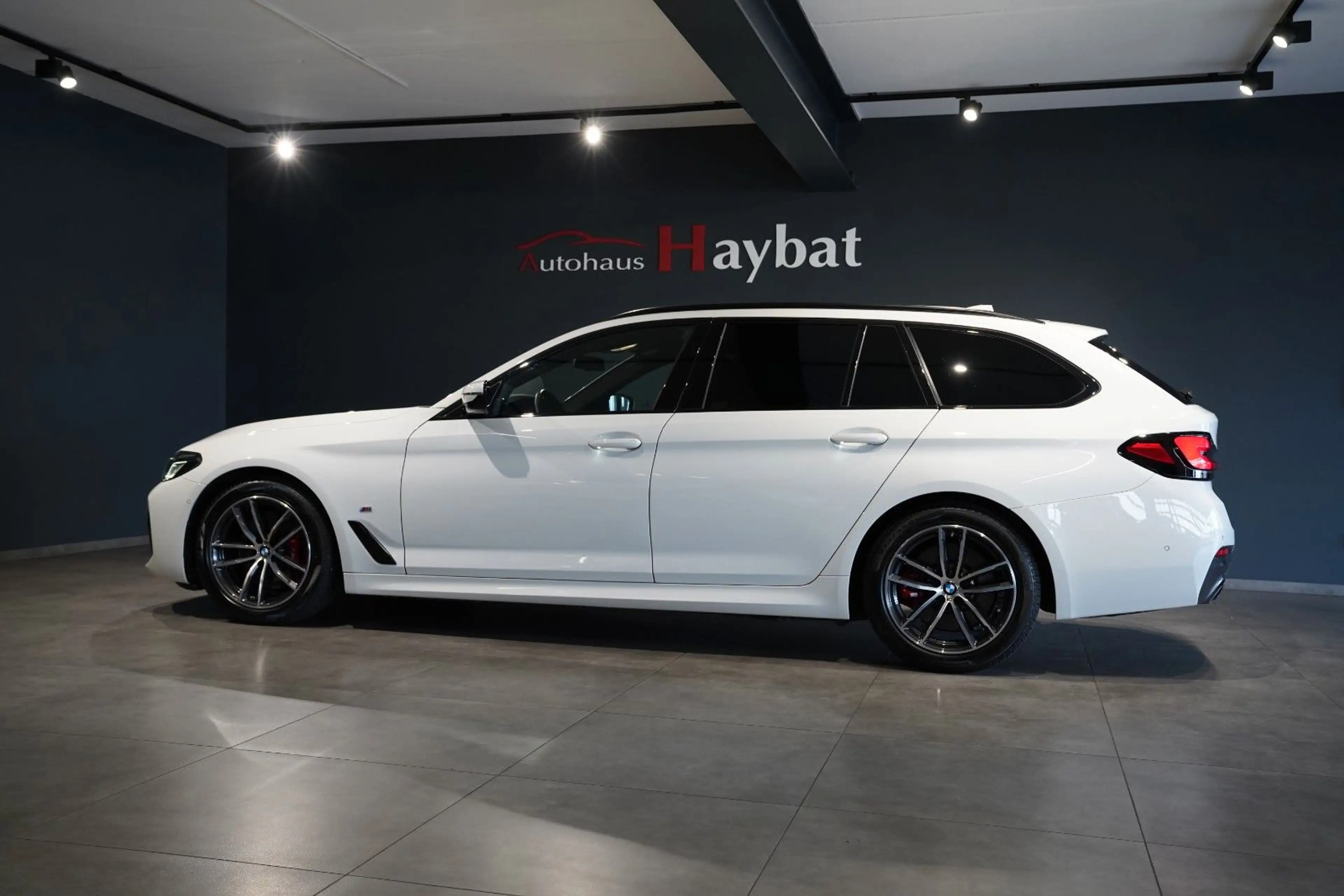 BMW 520 d M Sport Pro LC Prof-ad.LED-LederACC-Kamera — photo 5