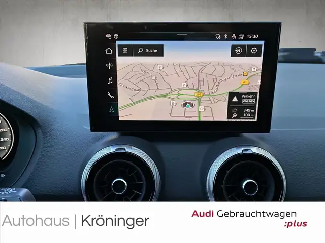 Audi Q2 view 15