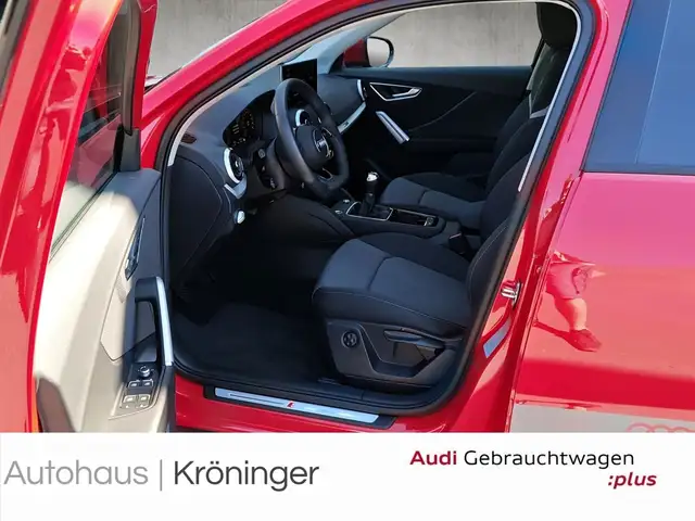 Audi Q2 view 7