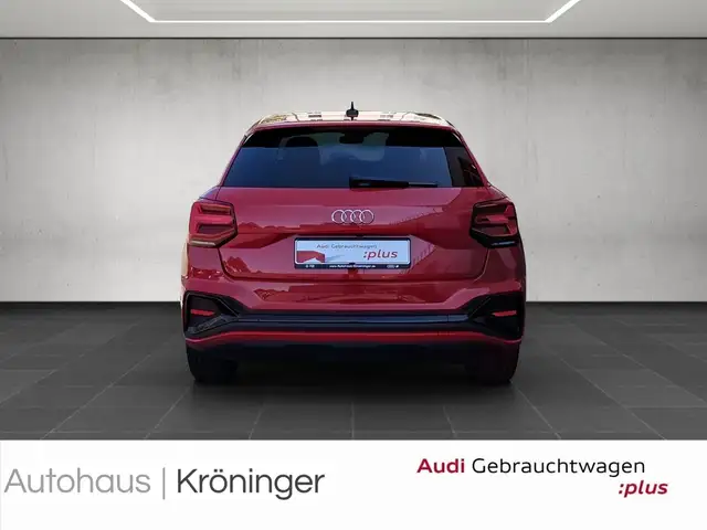 Audi Q2 view 6