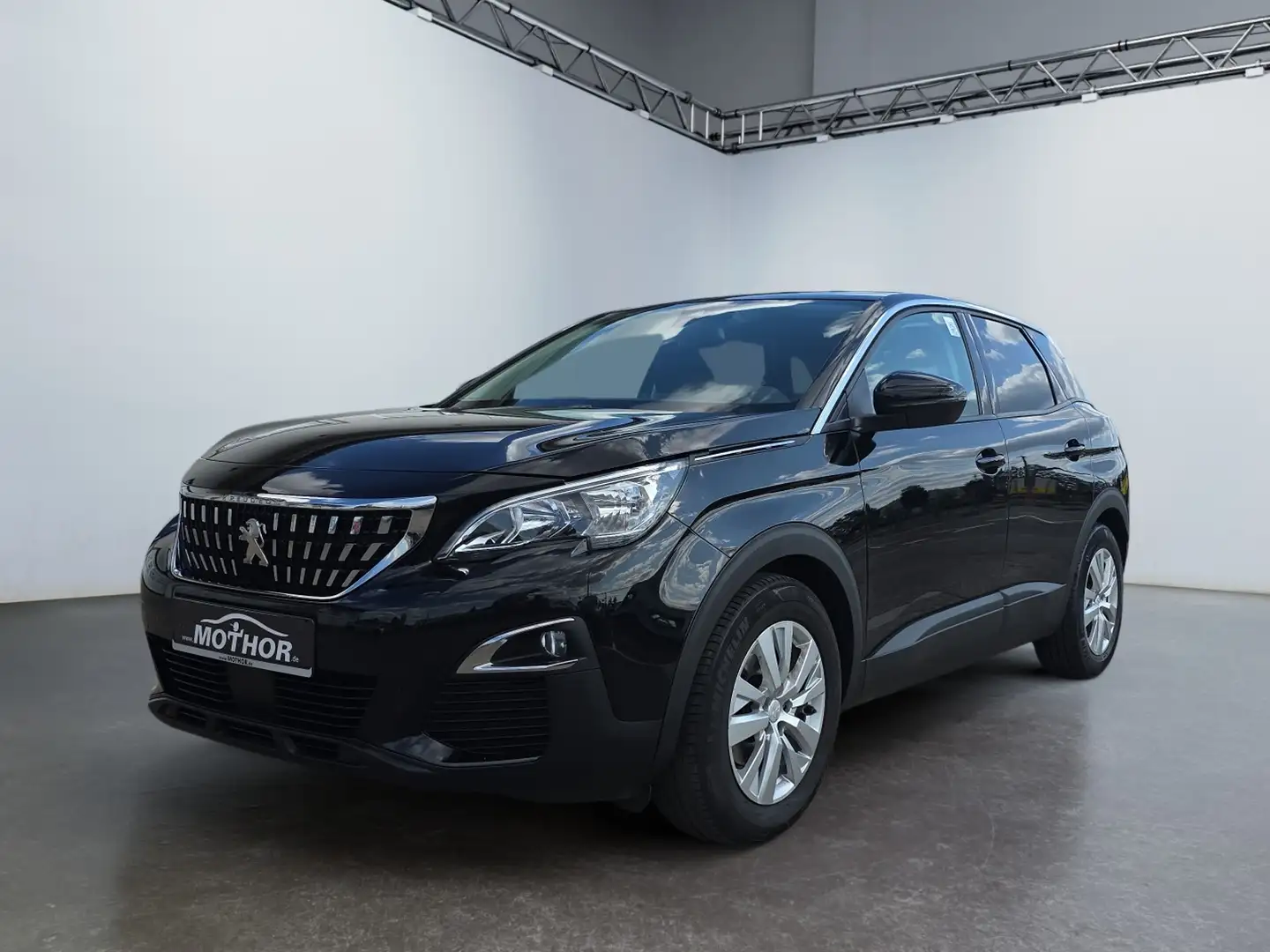 Peugeot 3008 Active 1.5 BlueHDi 130 Automatik AHK Navi Schwarz - 2
