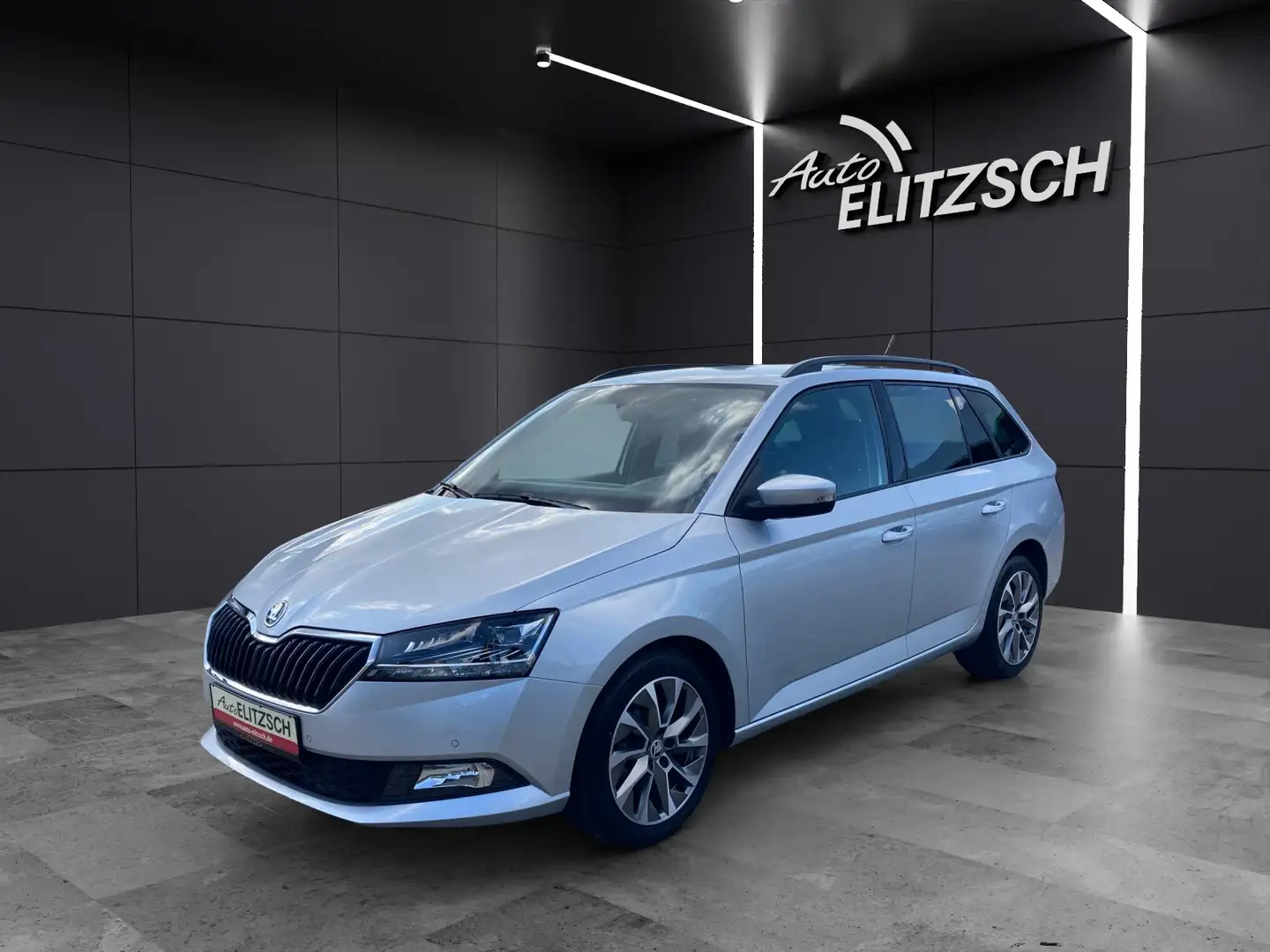 Skoda Fabia Combi TSI Clever Best-off LED Navi GRA PDC SH L... Silber - 2