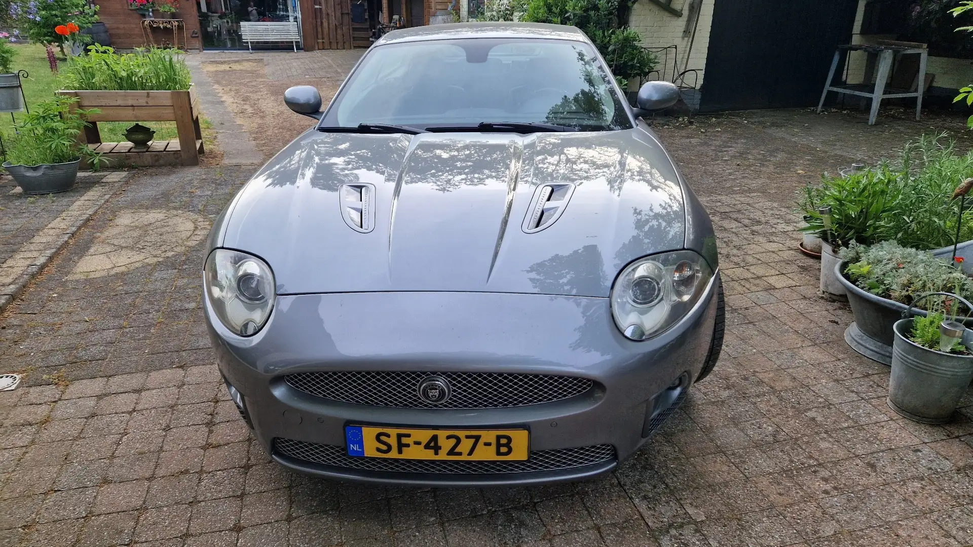 Jaguar XKR 4.2 V8 Coupé Beige - 1