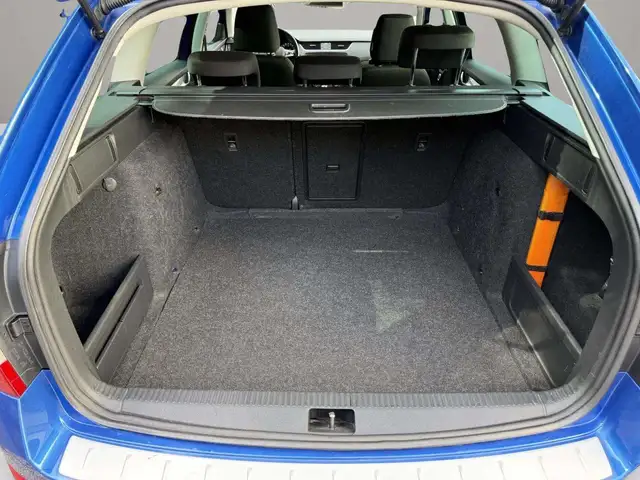 Skoda Octavia view 10
