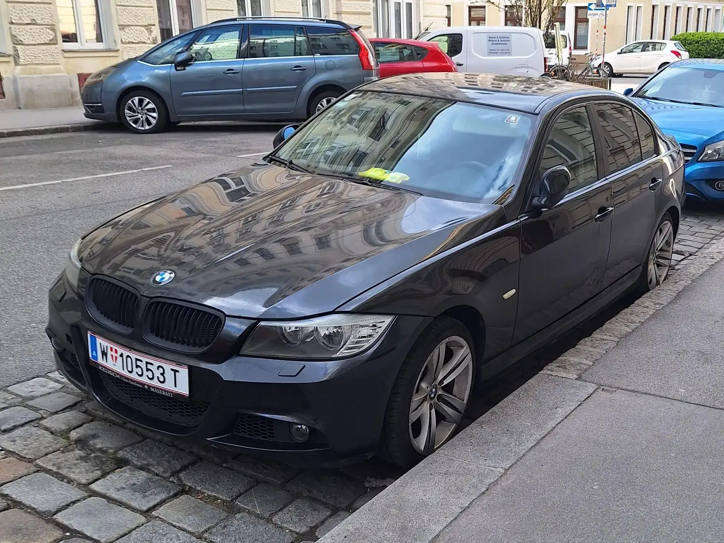 BMW 318 Advantage Schwarz - 1
