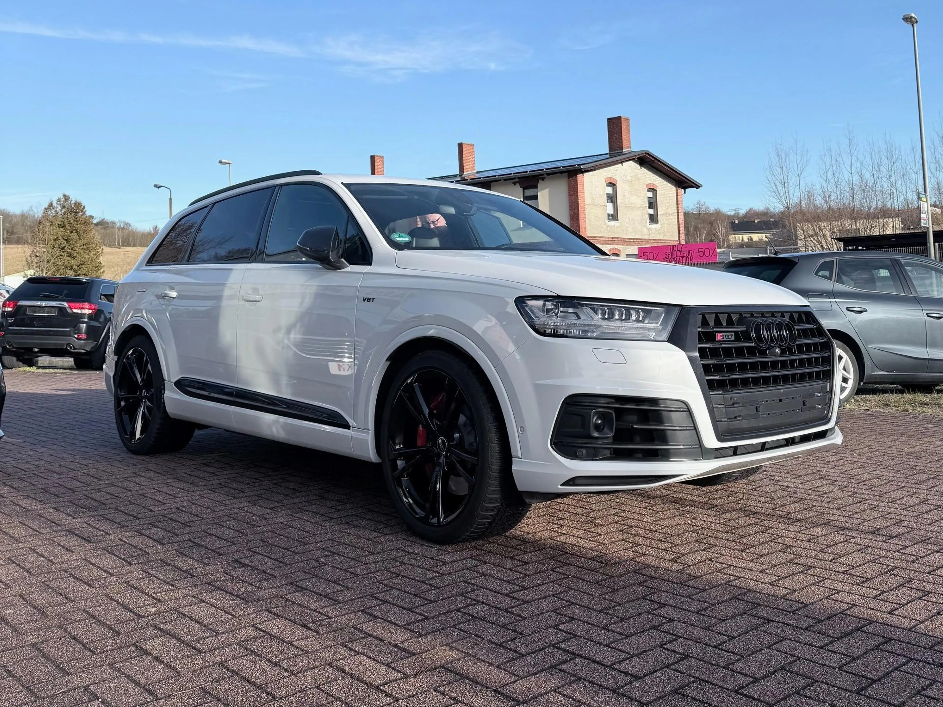 Audi SQ7 4.0 TDI quattro — photo 2