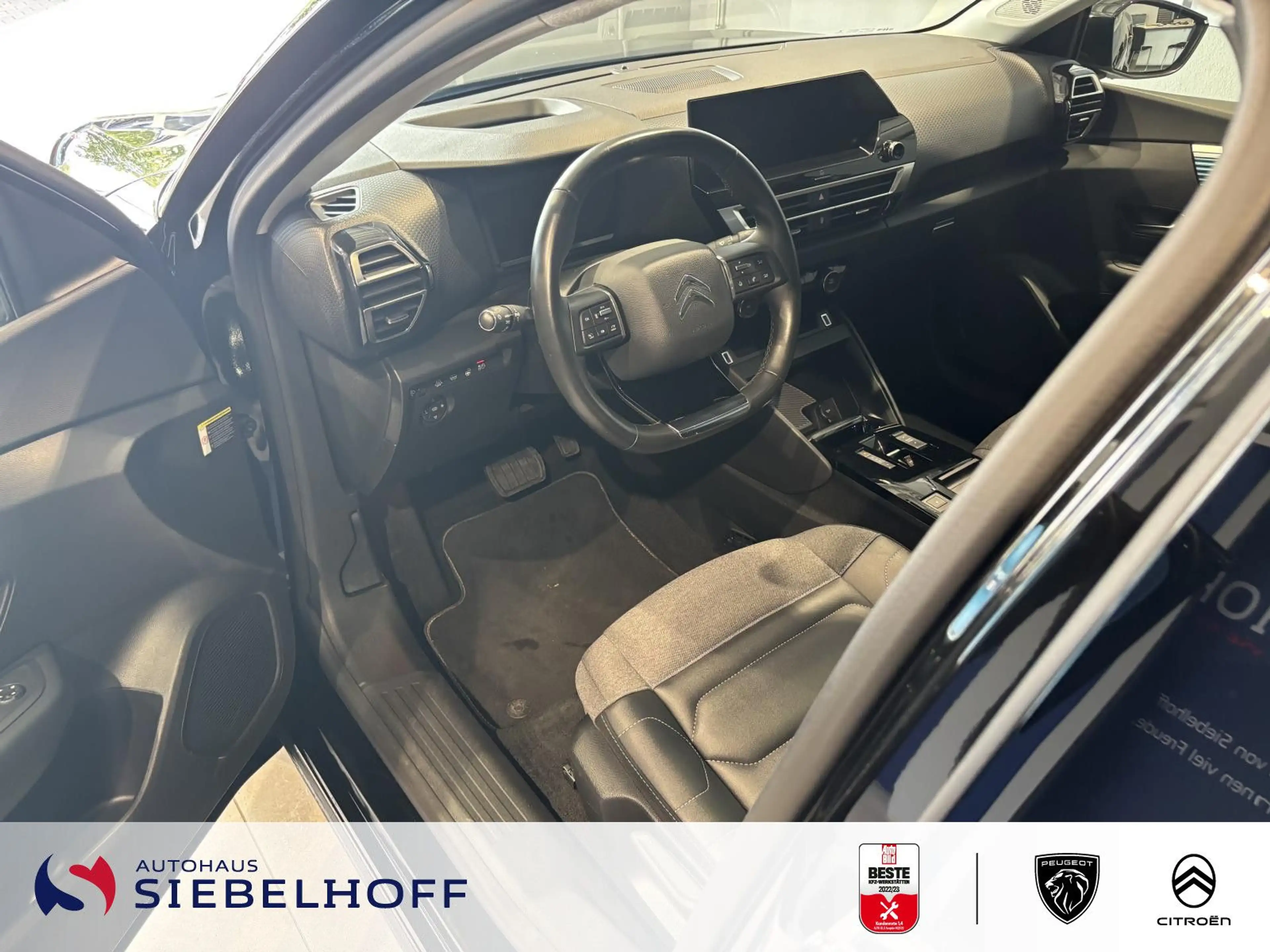 Citroen C4 e-C4 Shine Elektromotor 136 — photo 11