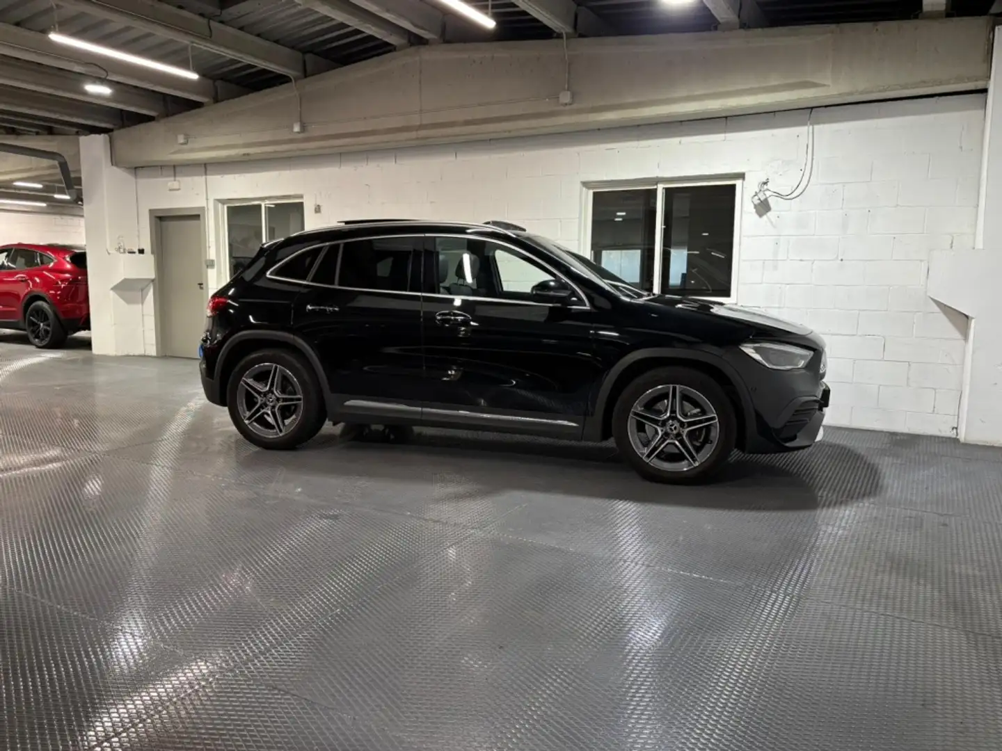 Mercedes-Benz MERCEDES-BENZ Clase GLA Todoterreno Automático d Negro - 2