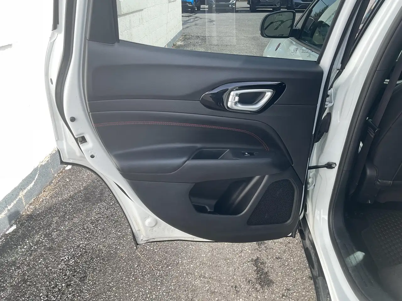 Jeep Compass photo Jeep Compass