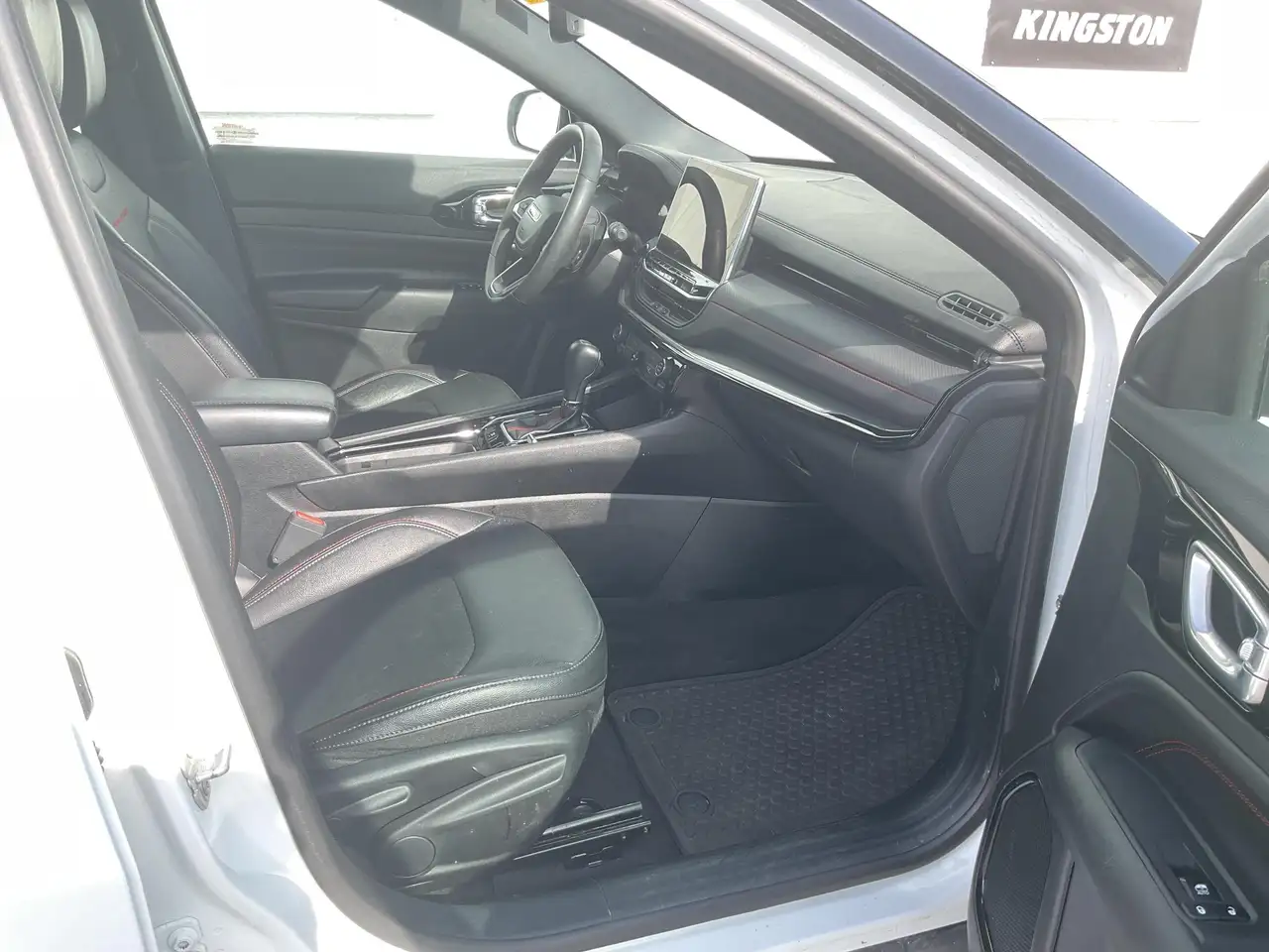 Jeep Compass photo Jeep Compass