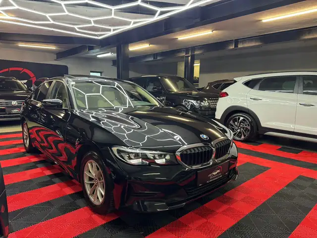 BMW 318 318 d/LEDER/SCHIEBEDACH