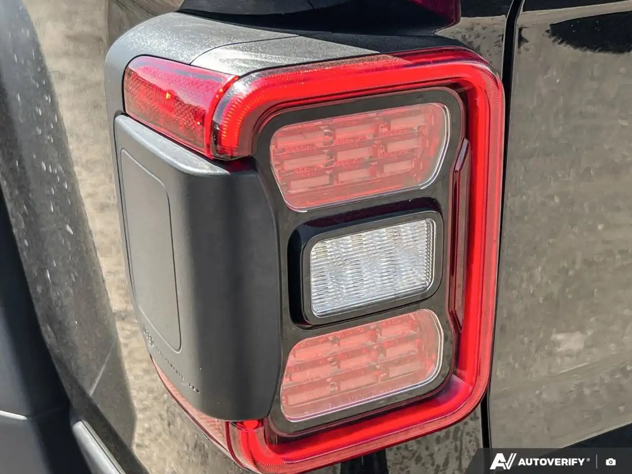 Jeep Gladiator photo Jeep Gladiator