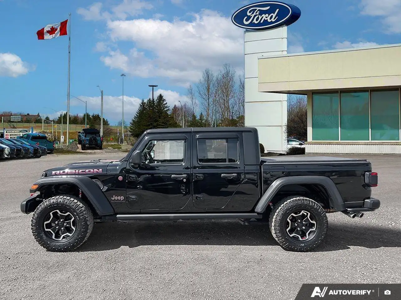 Jeep Gladiator photo Jeep Gladiator