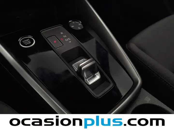 Audi A3 2023, foto 5