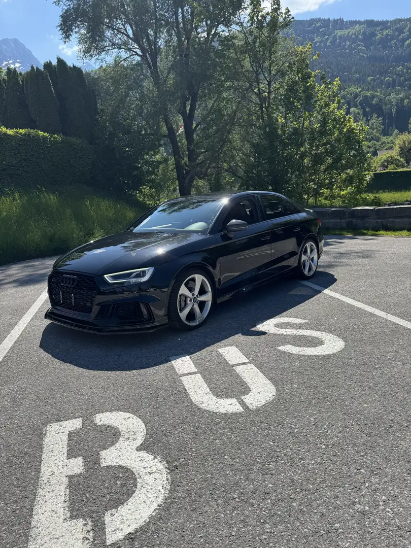 Audi RS3 SB 2,5 TFSI quattro S-tronic Schwarz - 1