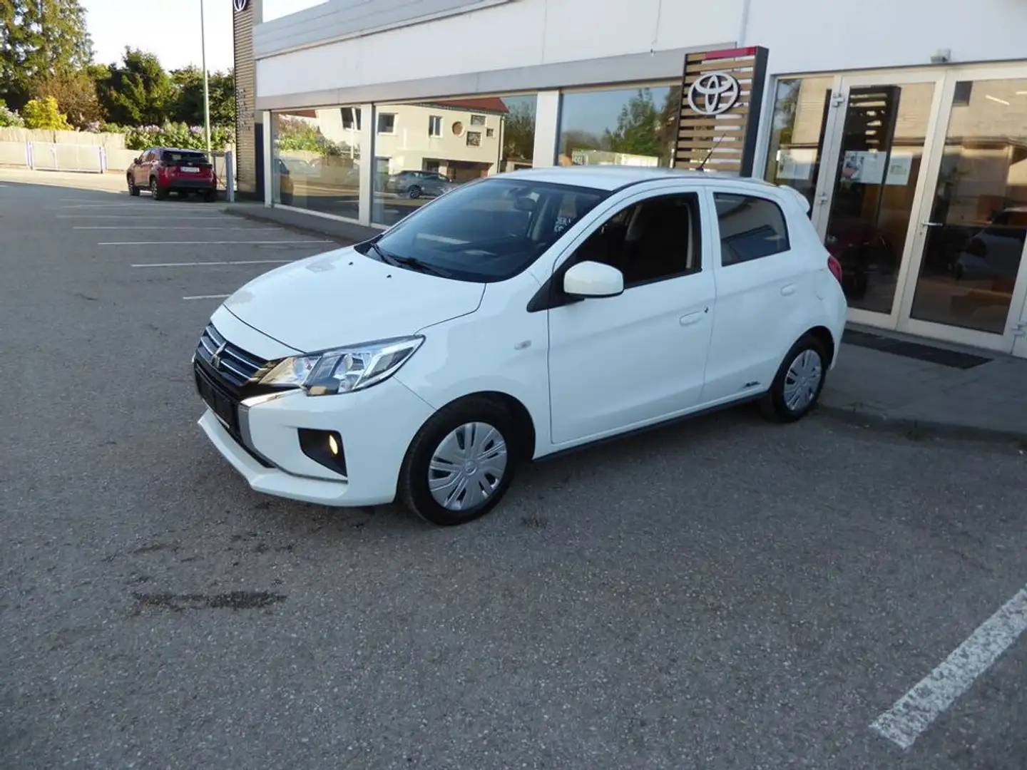 Mitsubishi Space Star Space Star 1,2 MIVEC AS&G Inform Bianco - 2