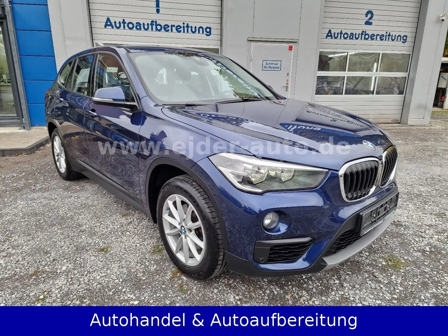 BMW X1 sDrive 18d Advantage Sport-Automatik *1.HAND* Bleu - 2