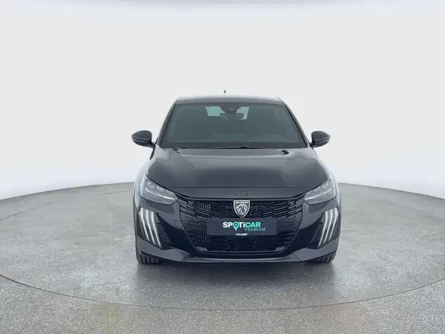 Peugeot 208 view 2