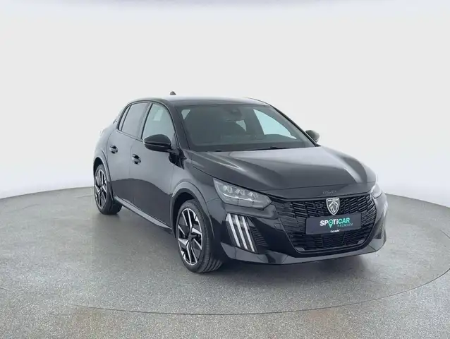 Peugeot 208 view 3