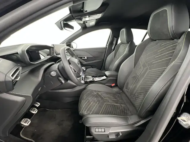Peugeot 208 view 7