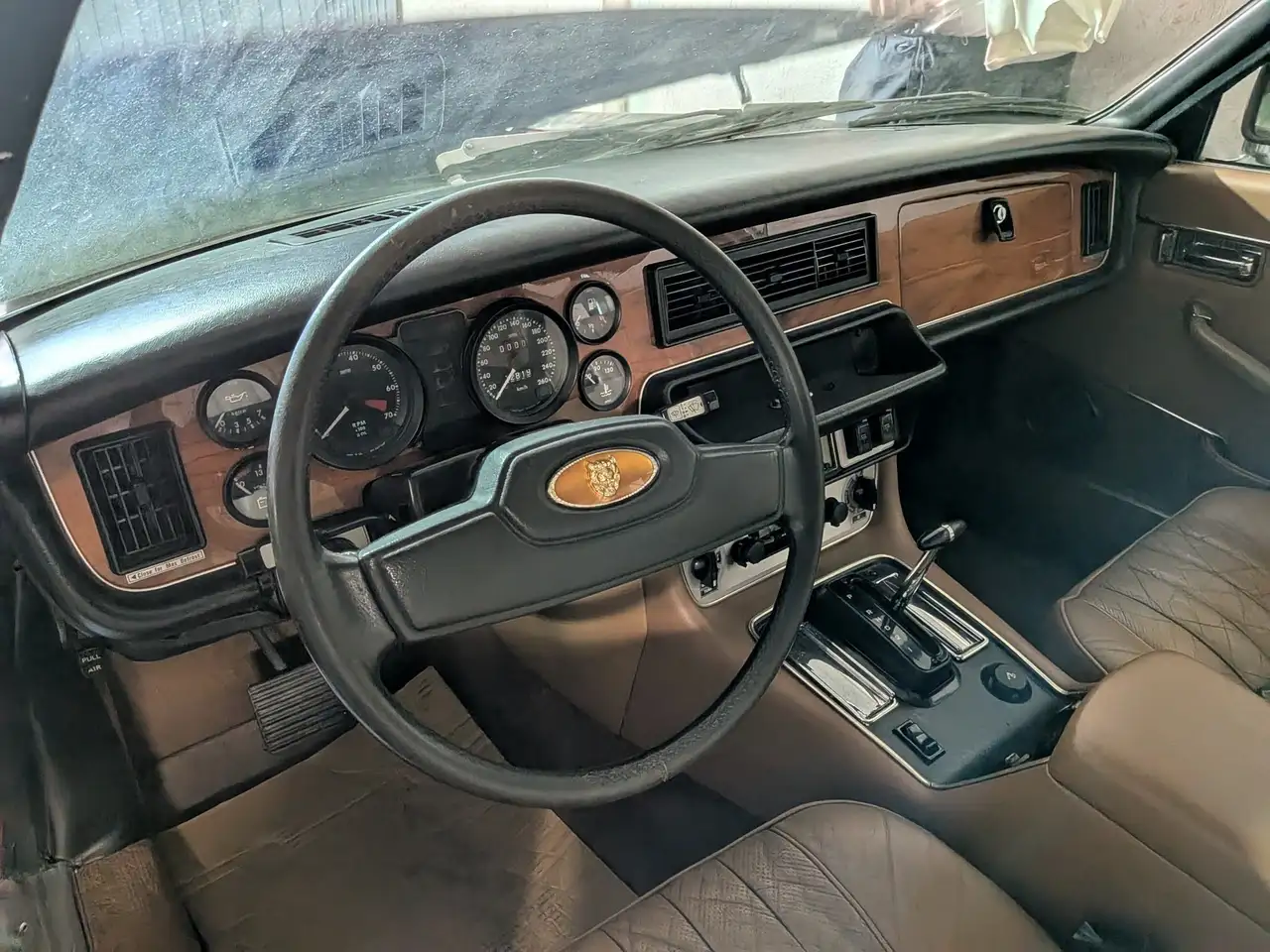 Jaguar XJ12 5.3, foto 4