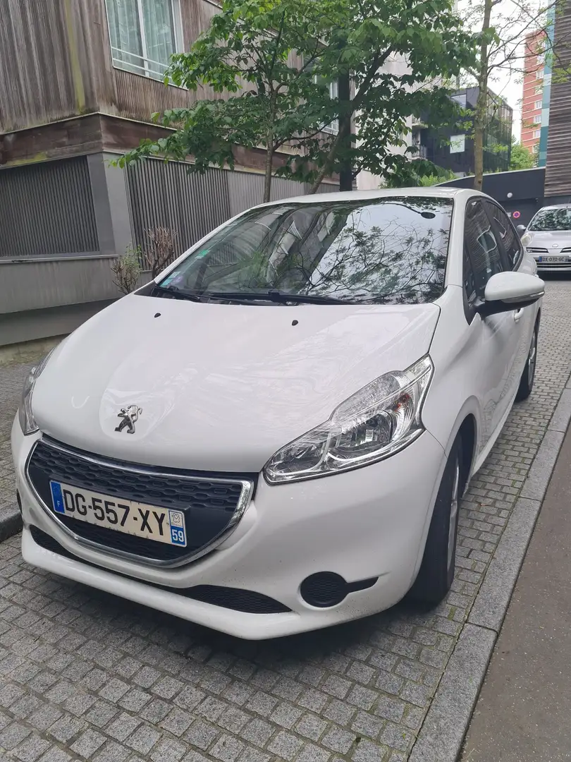 Peugeot 208 82 VTI Allure - 1