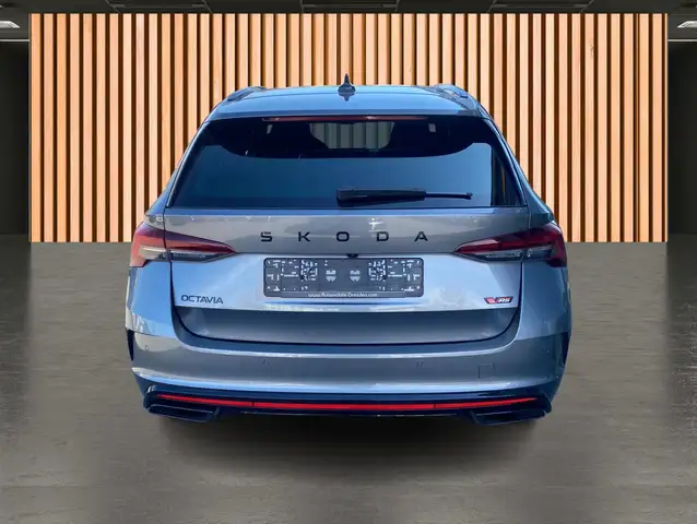 Skoda Octavia view 7