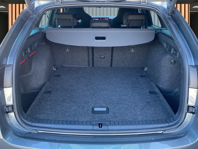 Skoda Octavia view 9