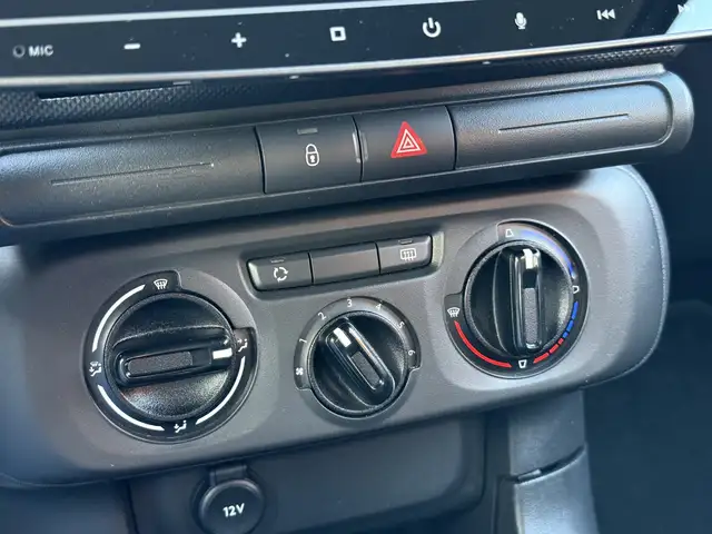 Citroen C3 view 18