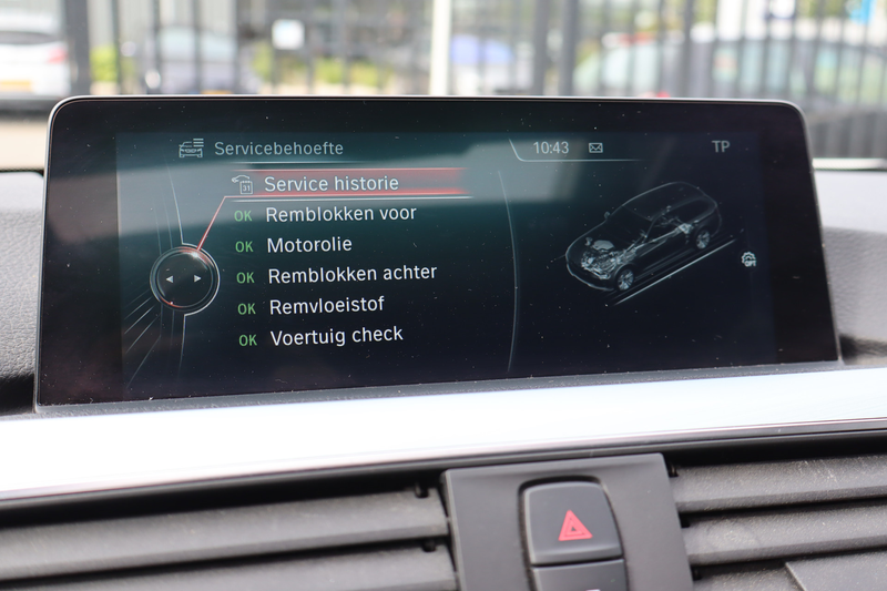 BMW 340 3-serie Touring 340i xDrive Centennial High Execut — photo 20