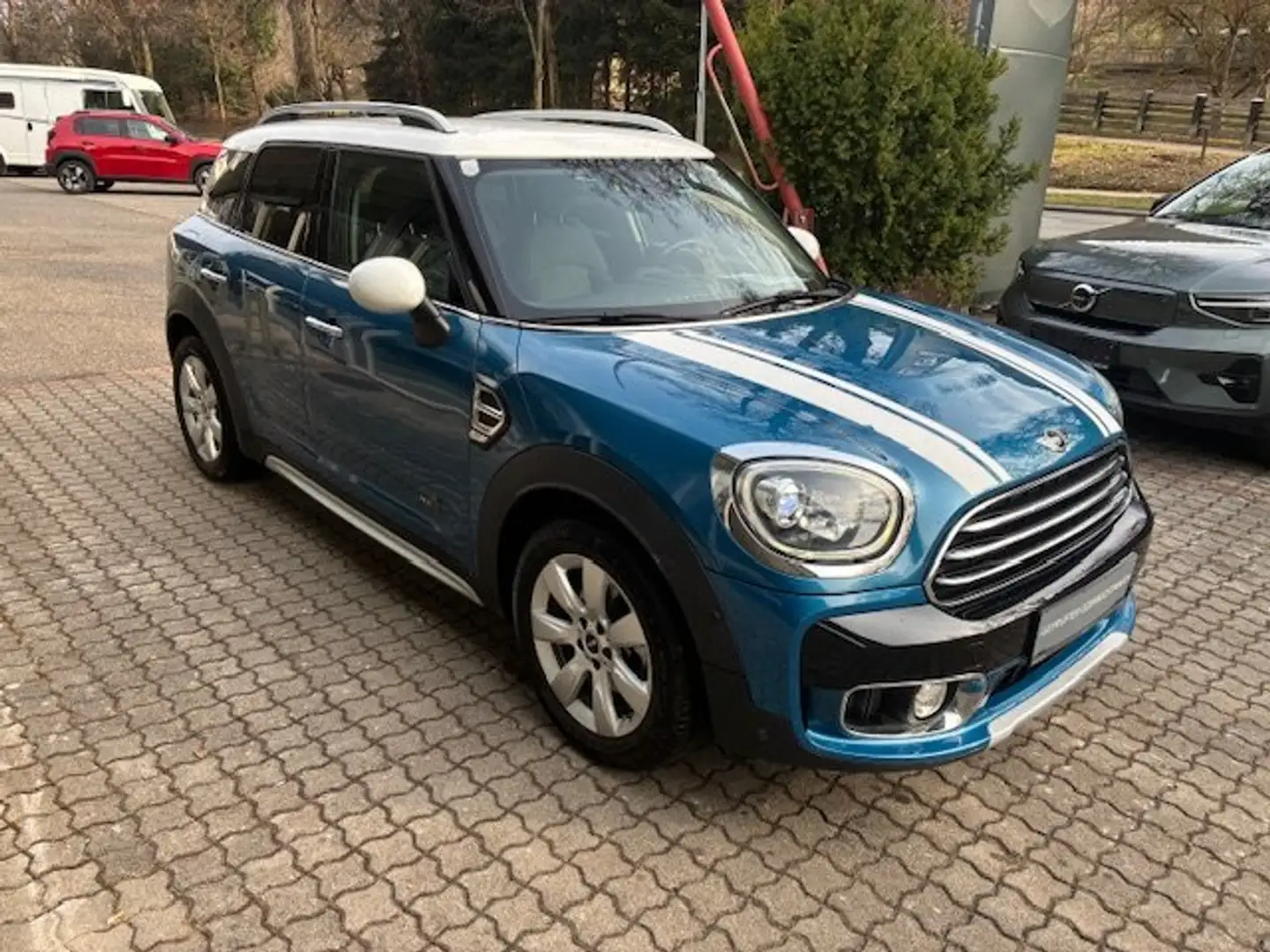 MINI Cooper D Countryman ALL4 Aut. *RFK*NAVI*SZH*NSW*ACC* Blau - 1