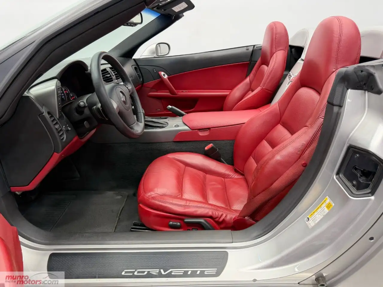 Chevrolet Corvette снимка Chevrolet Corvette