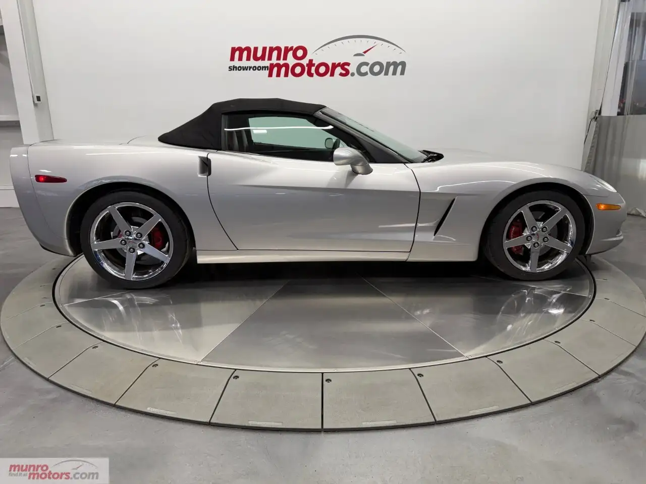 Chevrolet Corvette снимка Chevrolet Corvette